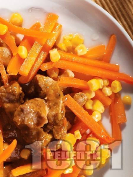 Соеви хапки с моркови и царевица - снимка на рецептата
